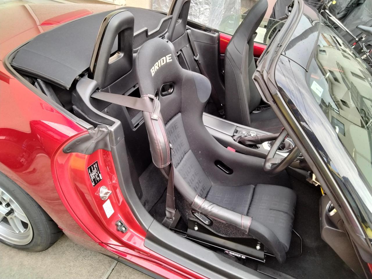 ND5ロードスター BRIDE フルバケットシート装着。ドライビングポジション改善とサーキット走行向けシート