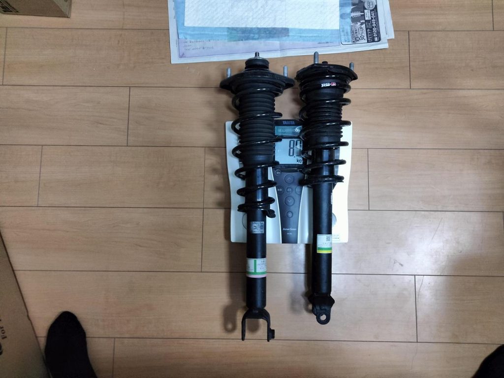 正 NDERC RFダンパー+ NDERC RS用 RS★Rダウンサス。フロントとリア各1本で8.9kgでした