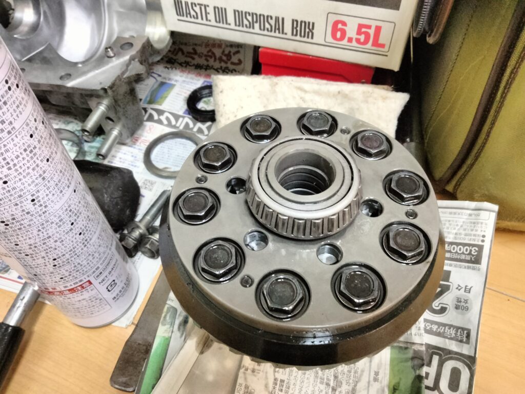 デフ組立 リングギア取付ボルト仮り締め