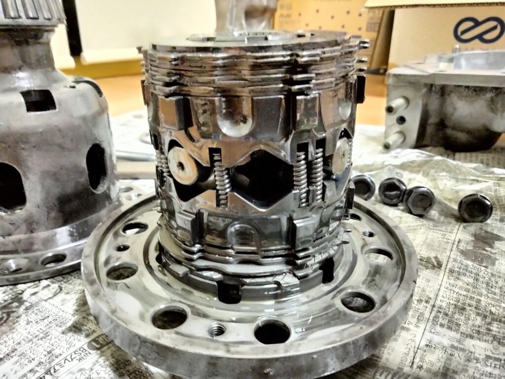 デフ分解 2WAYの位置にクロスシャフトなし