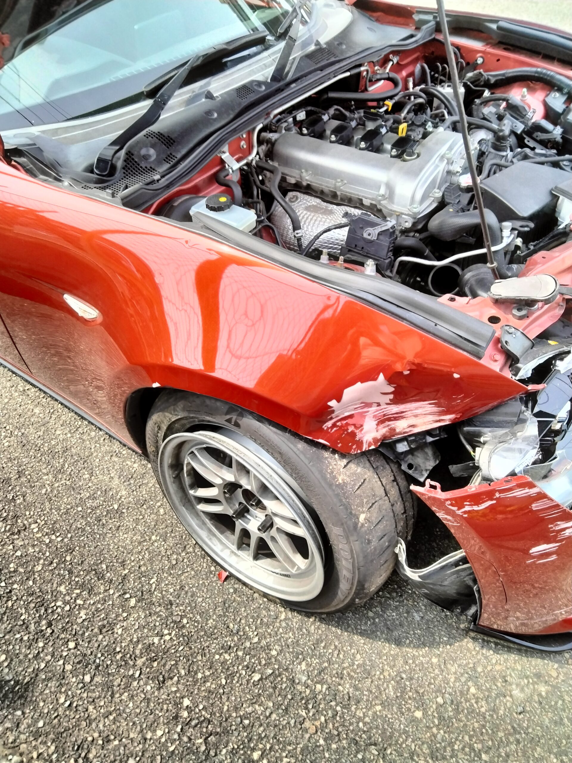 ND5ロードスター 全損事故 フロント損傷の全体像