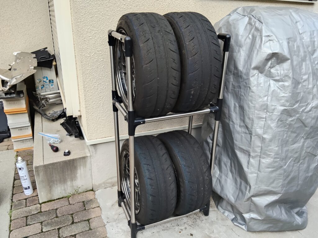 ND5ロードスター シバR31 200R サーキット用タイヤ交換