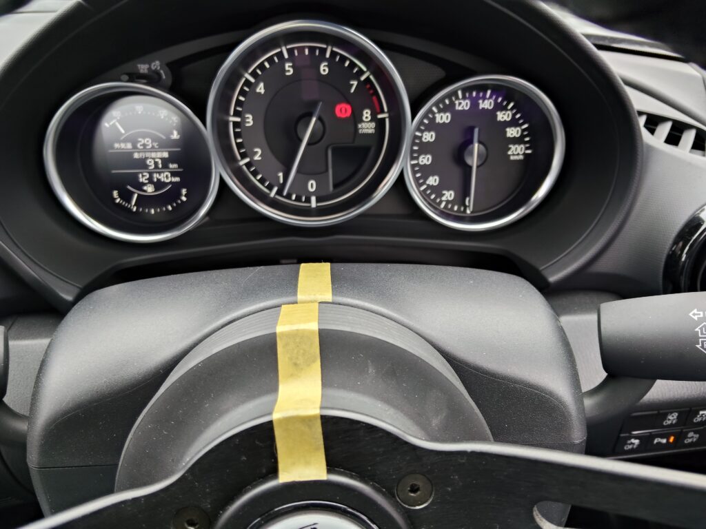 OBD2診断でND5ロードスターのステアリングセンターズレが判明しタイロッド調整の指示を受けた