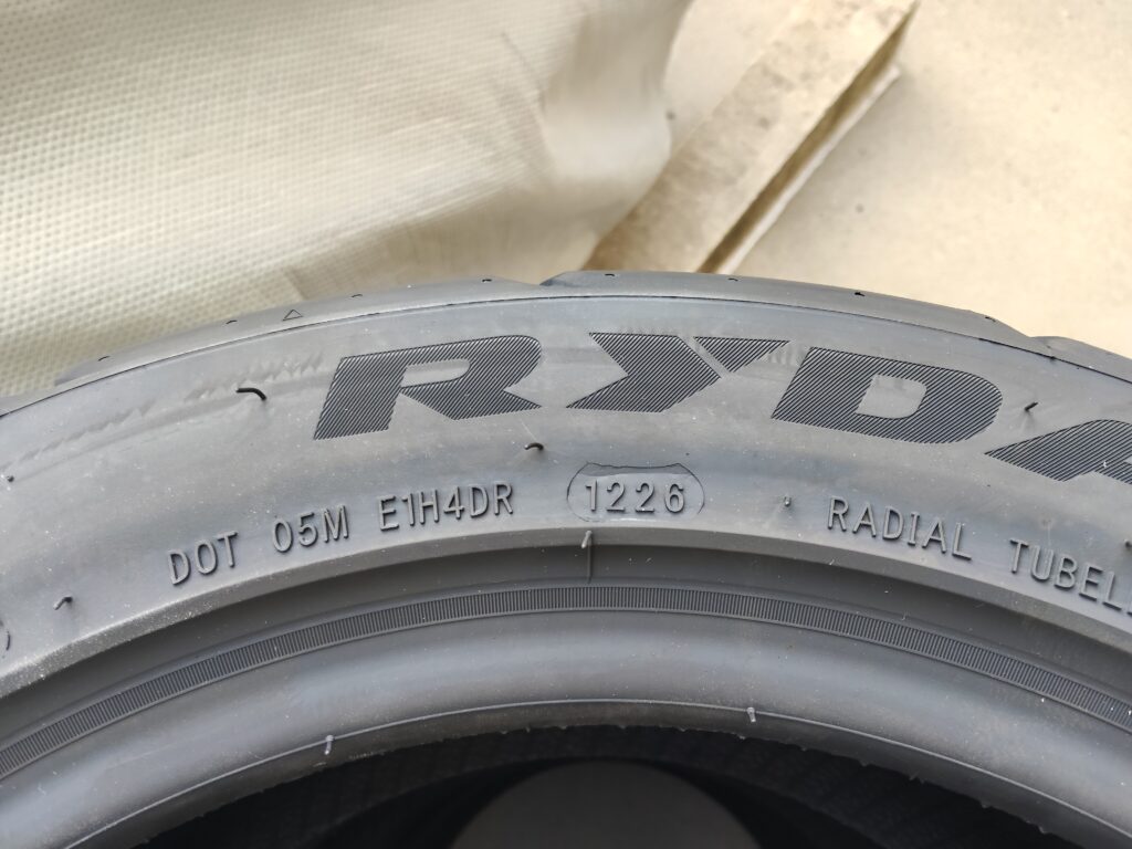 舞ジム シバ200R R31の製造年週表記2026年12週目