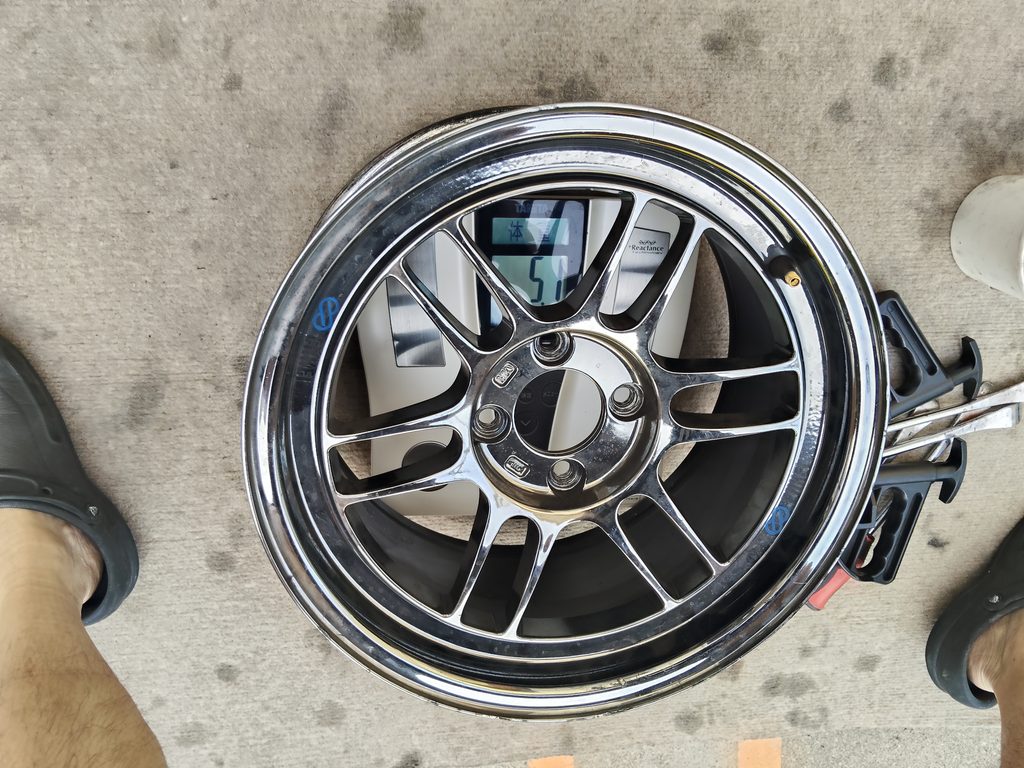 ENKEI RPF1RS 15×8.0J+28の実測重量5.4kg