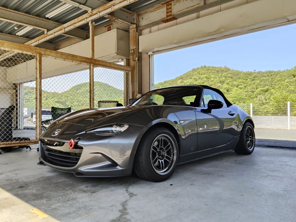 ND5ロードスター2号機 セントラルサーキット 走行準備完了