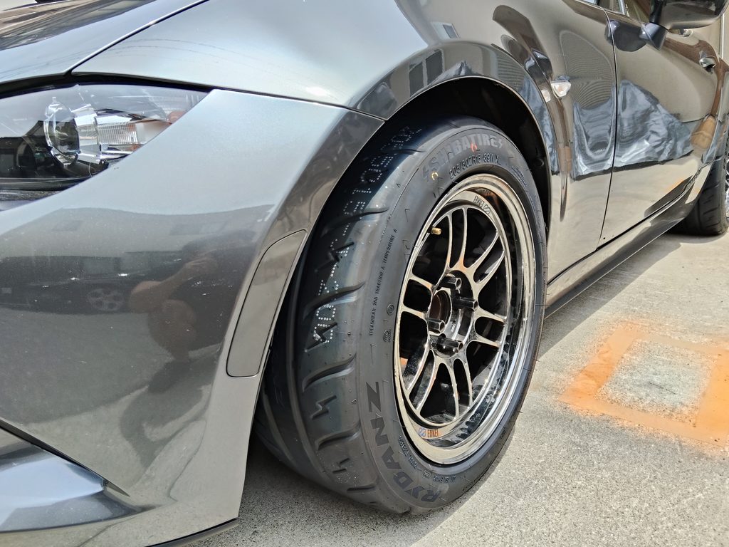 ENKEI RPF1RSにシバR31 200R 205/50R15を装着した2号機の左フロント